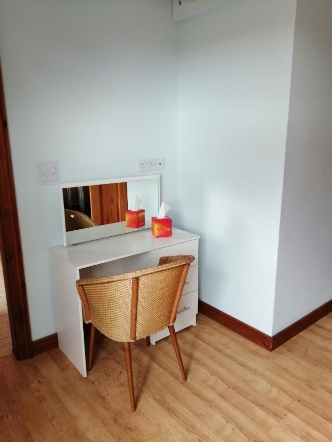 Lynn'S Lodge, International Airport 15Mins Randalstown Exteriör bild